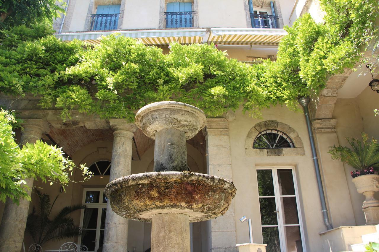 Cinq & Sept Hotel Roujan Exterior foto
